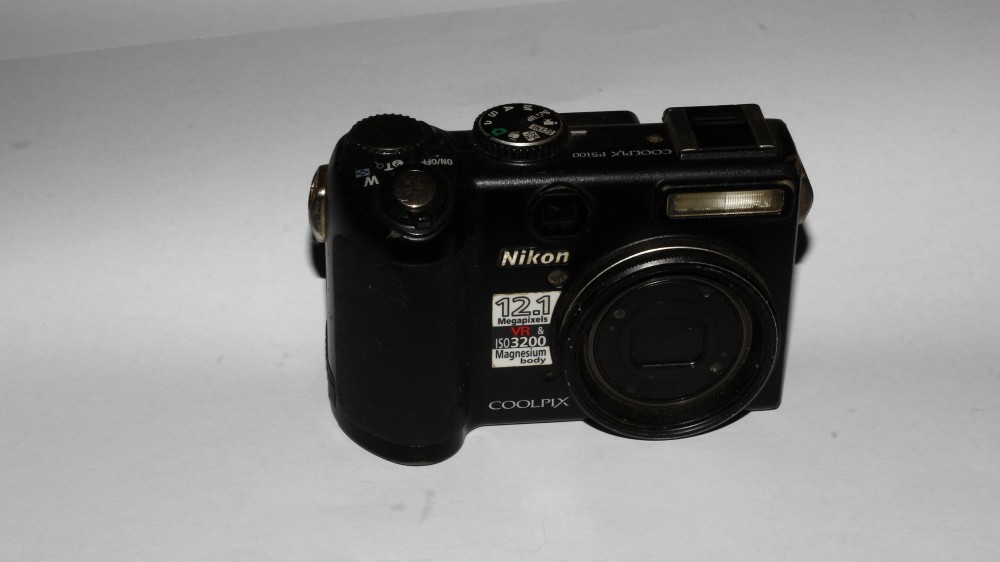 Nikon - Coolpix P5100