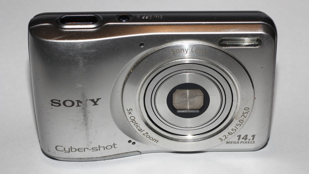 Sony - Cyber Shot DSC - S 5000