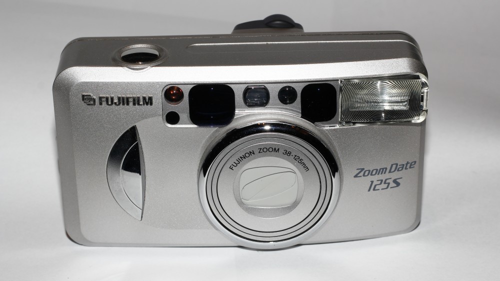 Fujifilm - Zoom Date 125 s