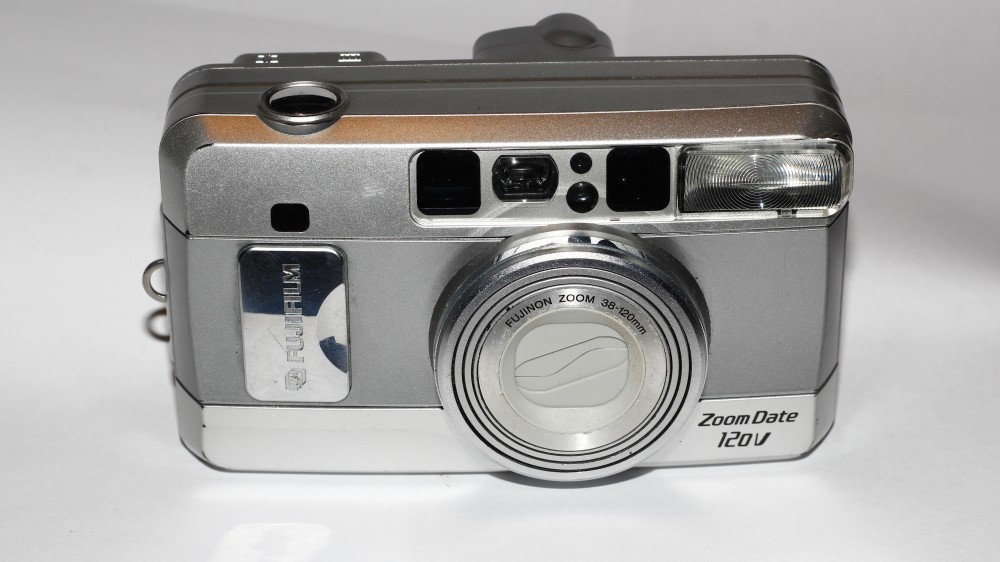 Fujifilm - Zoom Date 120 V