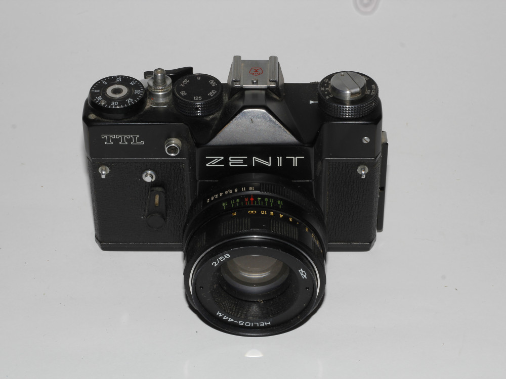 Zenit KMZ - TTL (Melns)