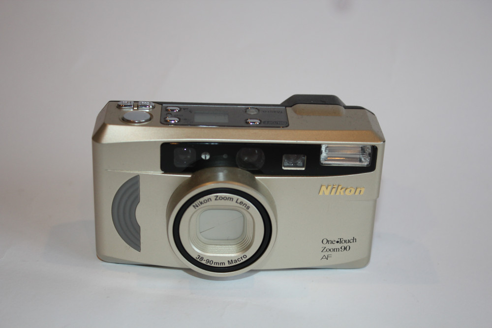 Nikon - One Touch Zoom 90