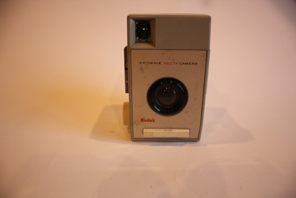 Kodak - Brownie Vecta Camera