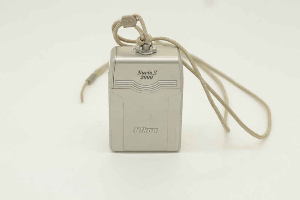 Nikon - Nuvis S 2000