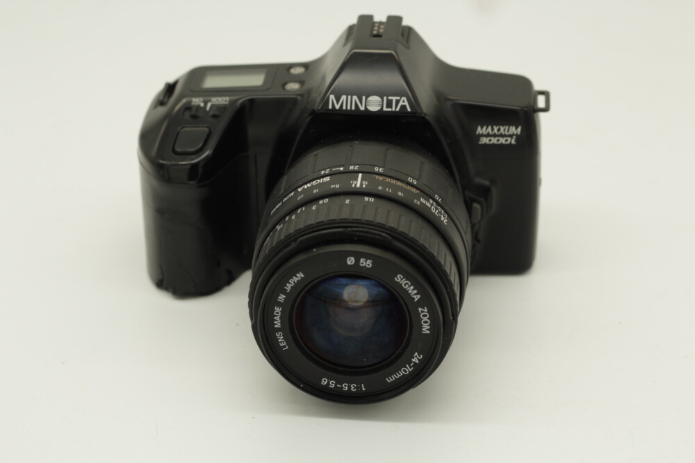 Minolta - Maxxum 3000i