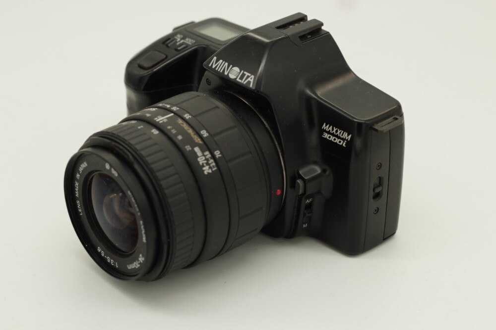 Minolta - Maxxum 3000i