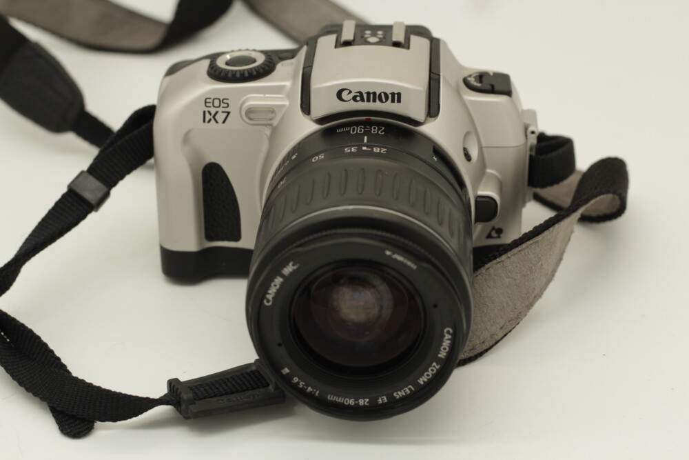 Canon - EOS IX 7