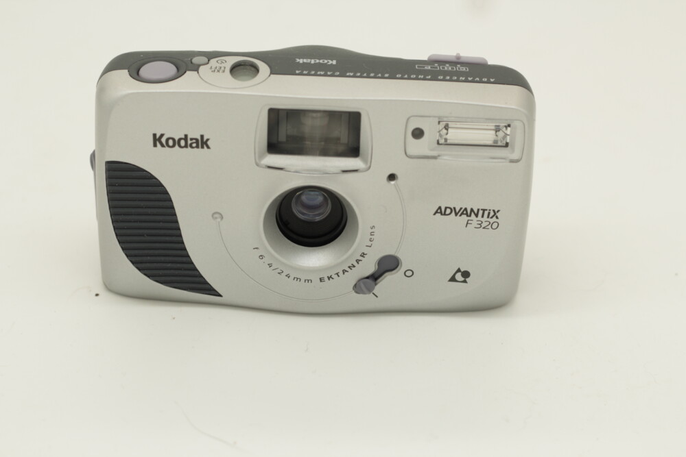 Kodak - Advantix F 320
