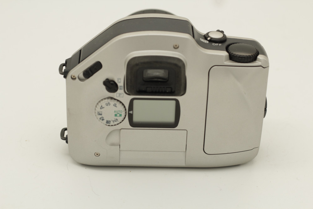 Nikon - Pronea S