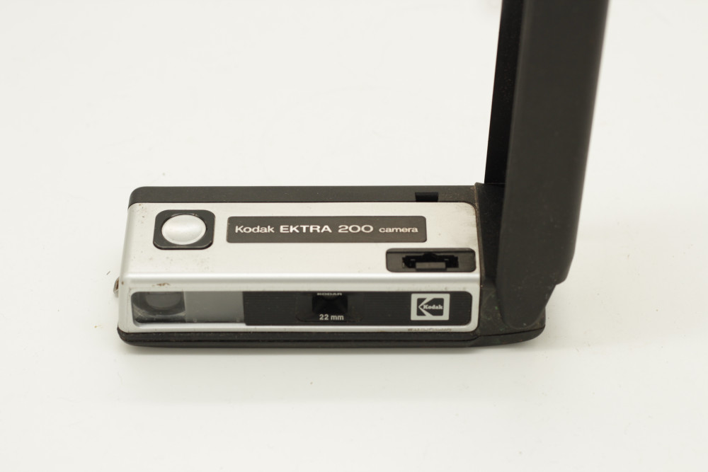 Kodak - Ektra 200 camera