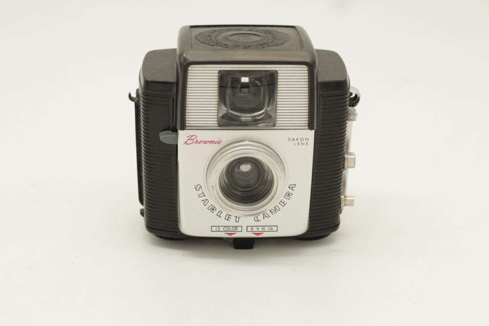 Kodak - Brownie Starlet camera